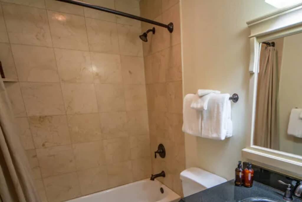 Outbound Mammoth - One Bedroom Chalet