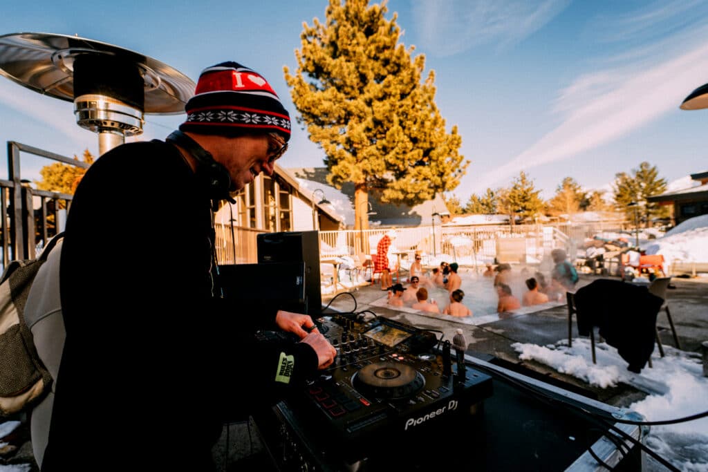 Outbound Mammoth - Group and Events - Live Music Hot Tub