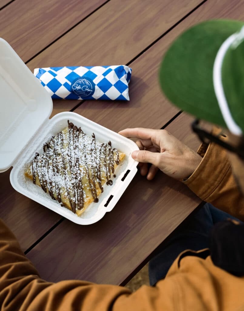 Outbound Mammoth - Cafe Crêpe Food Truck