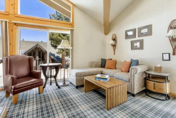 Outbound Mammoth - One Bedroom Chalet