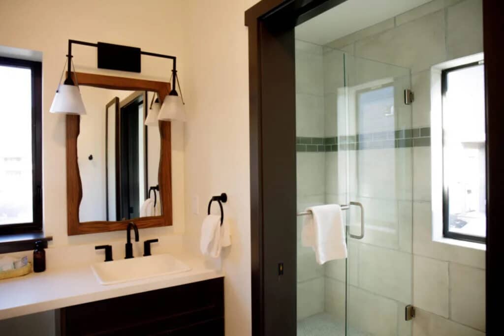 Outbound Mammoth - One Bedroom Studio Cabin