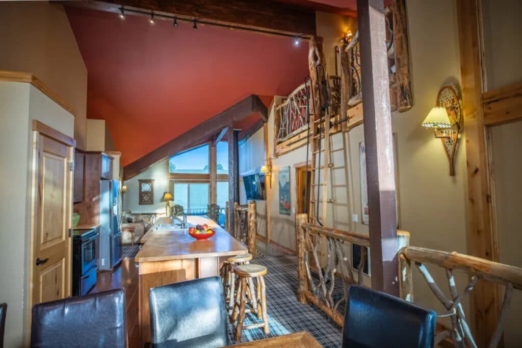 Outbound Mammoth - Two Bedroom Chalet