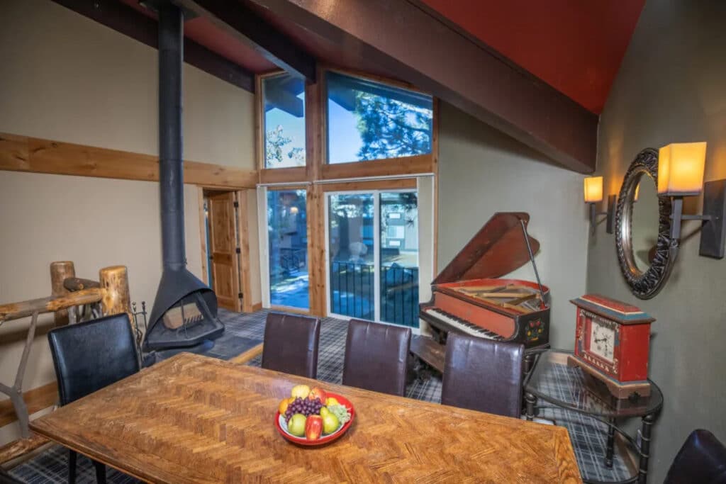 Outbound Mammoth - Two Bedroom Chalet