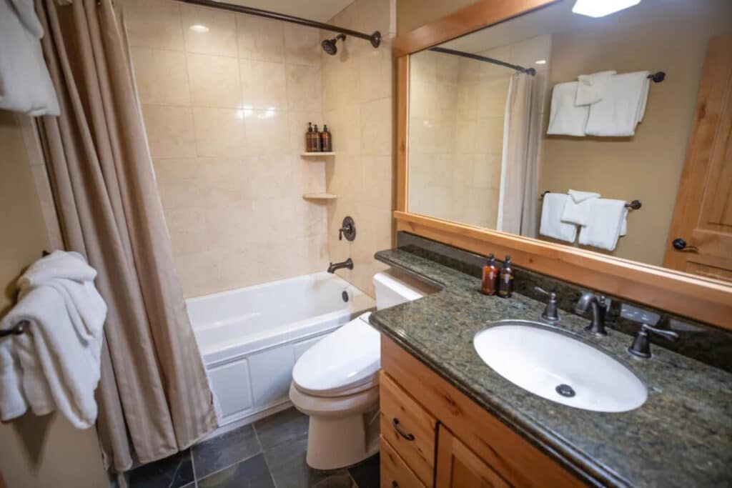 Outbound Mammoth - Two Bedroom Chalet