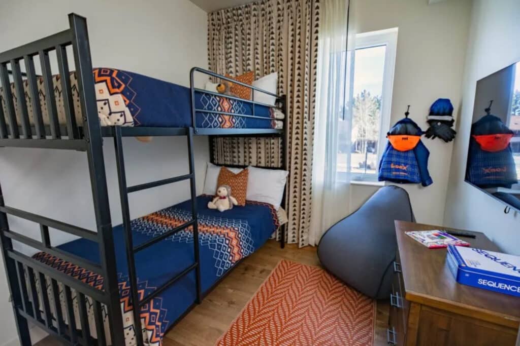 Outbound Mammoth - Two Bedroom Villa Apartment