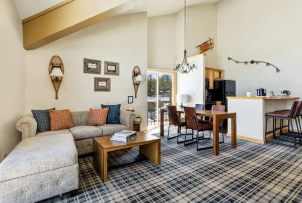 Outbound Mammoth - Three Bedroom Deluxe Chalet