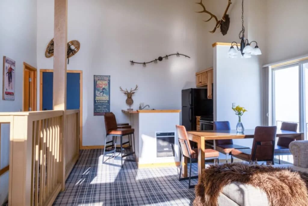 Outbound Mammoth - Three Bedroom Deluxe Chalet