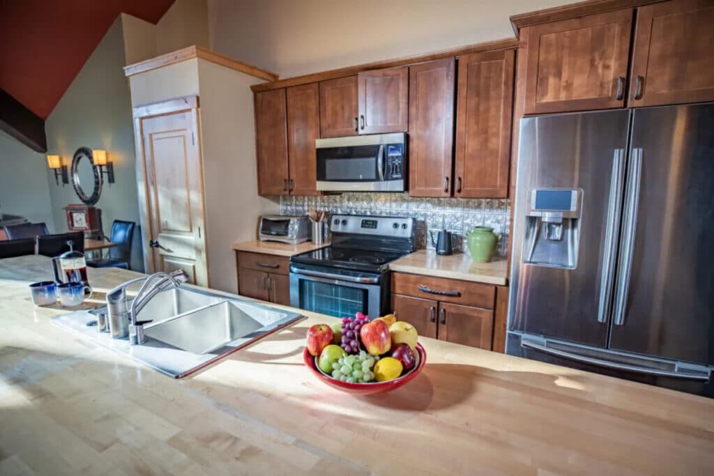 Outbound Mammoth - Six Bedroom Chalet