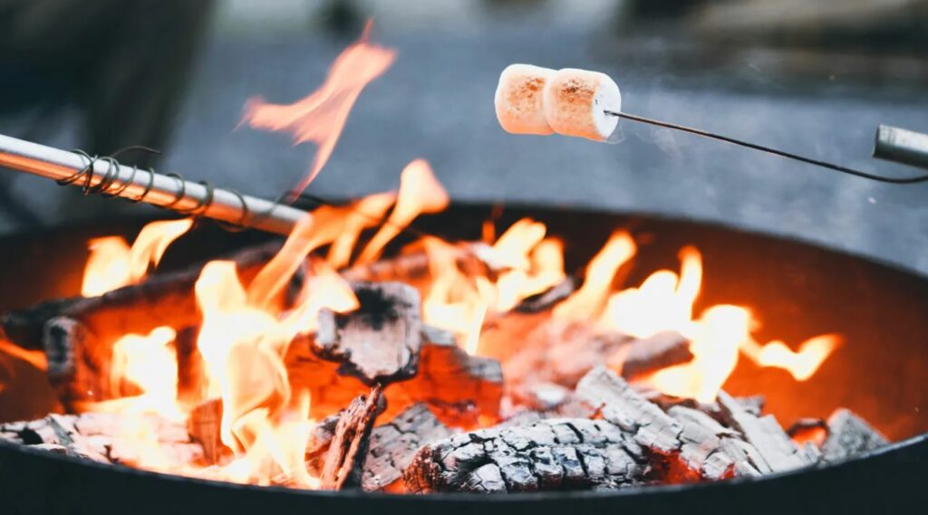 Outbound Mammoth - Amenities - Communal Fire Pit