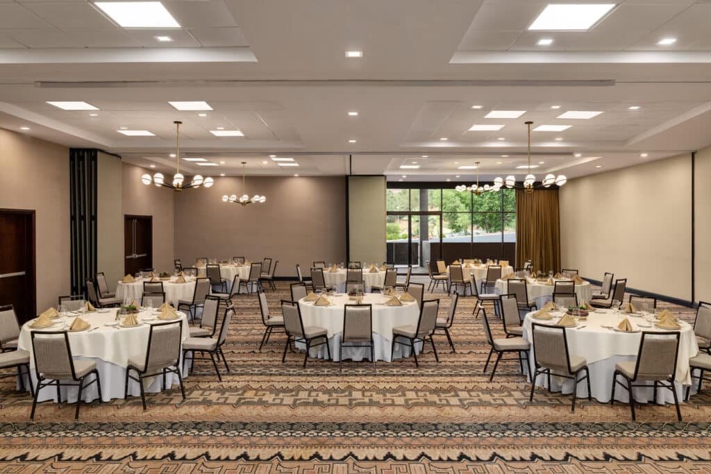 2026-06-19_Outbound Sedona_Outbound Ballroom_TORT8675