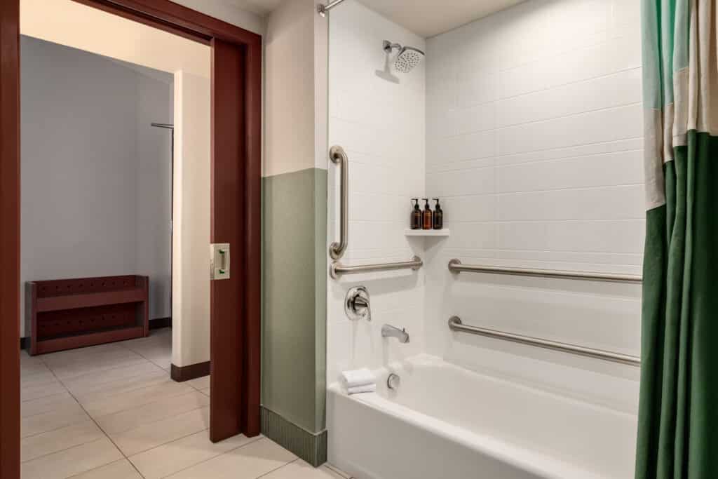 2026-06-19_Outbound Sedona_ADA Bathrooms_TORT8575