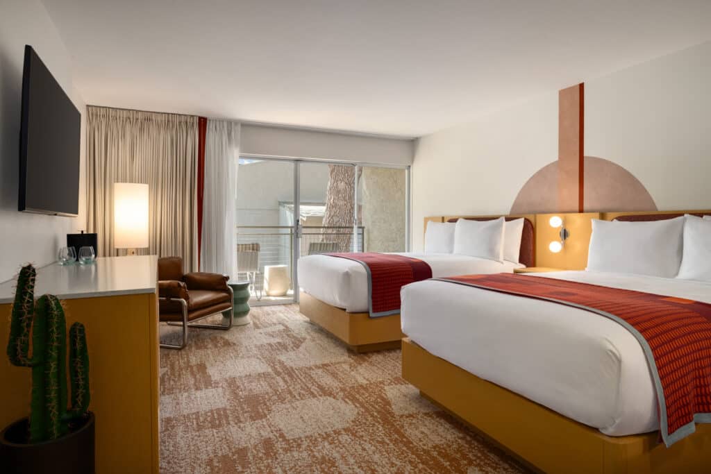 2026-06-19_Outbound Sedona_Deluxe Balcony 2 Queens_Rm 222_TORT8517