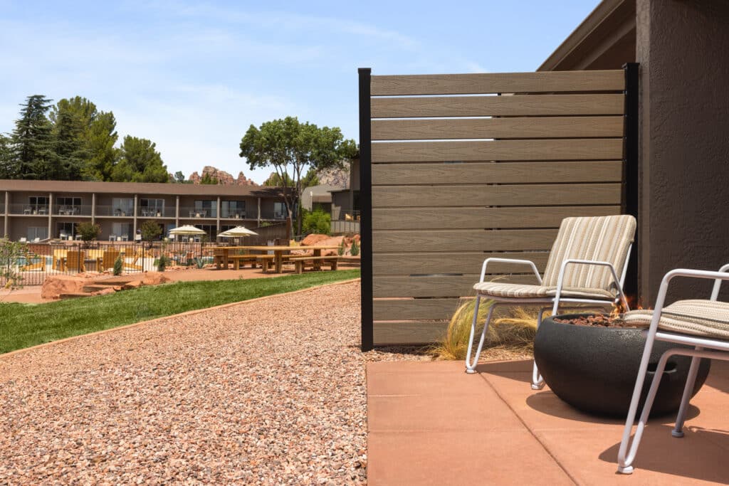 2026-06-19_Outbound Sedona_Outbound Fireplace Patio King_Rm 615_TORT8382