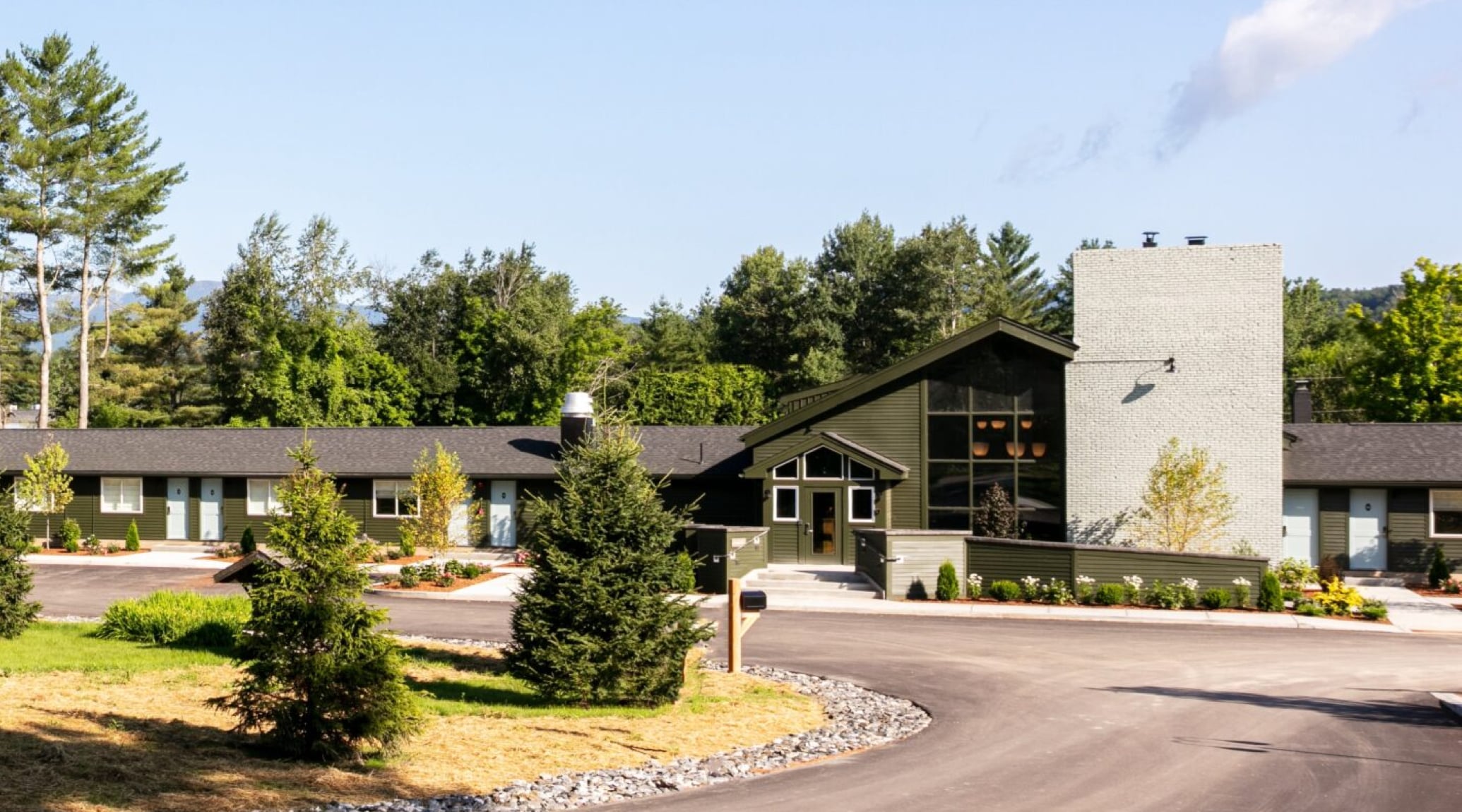 Outbound Stowe - Amenities - Free Parking