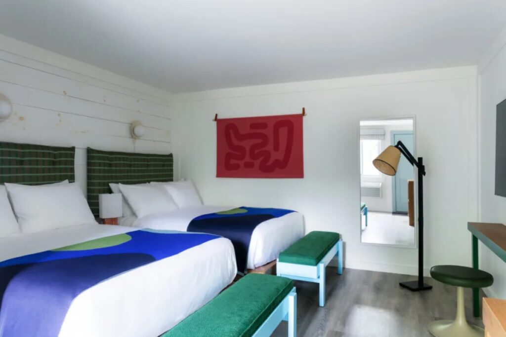 Outbound Stowe - Room - Classic Two Queens