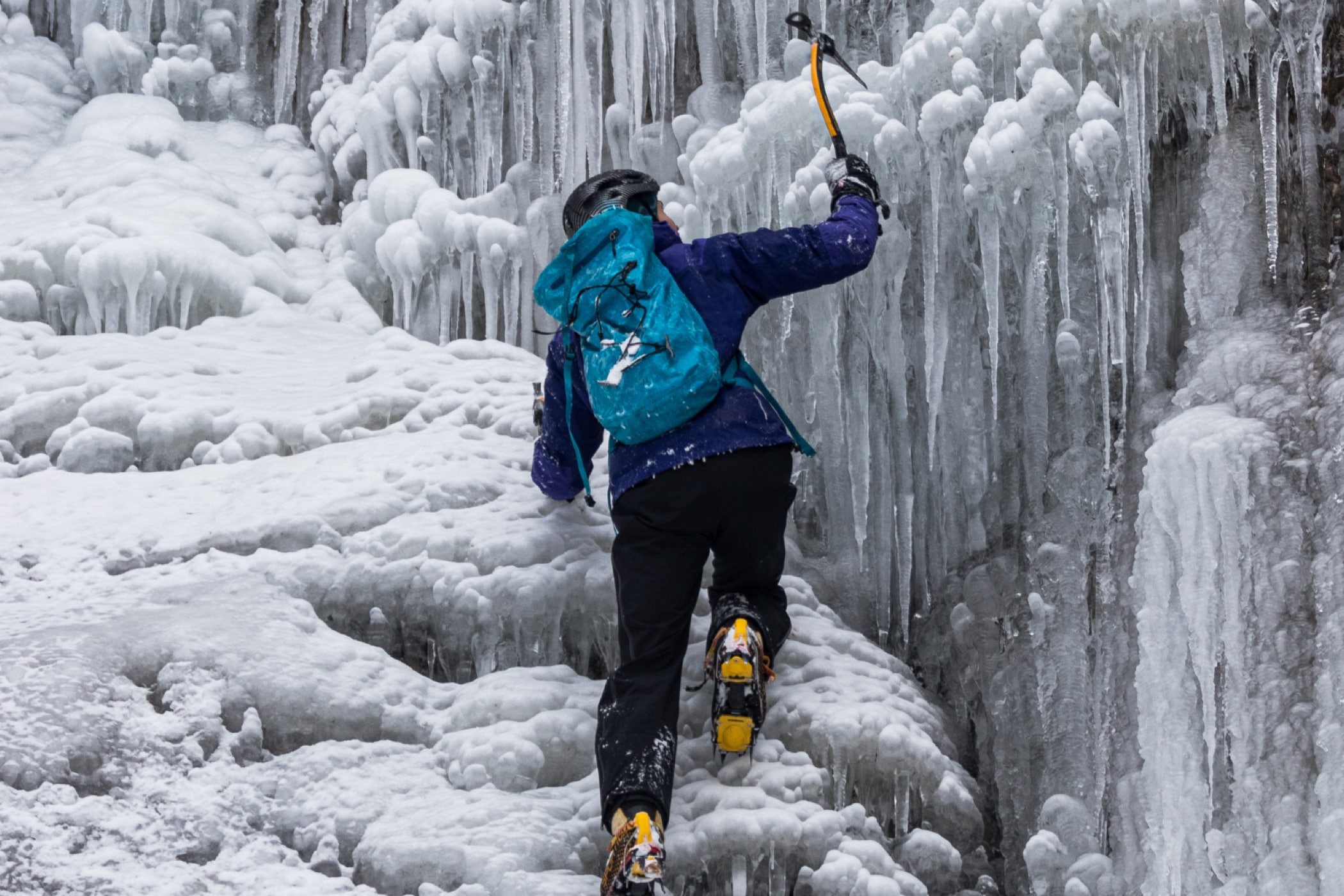 Outbound Stowe - Explore - Ice Climbing