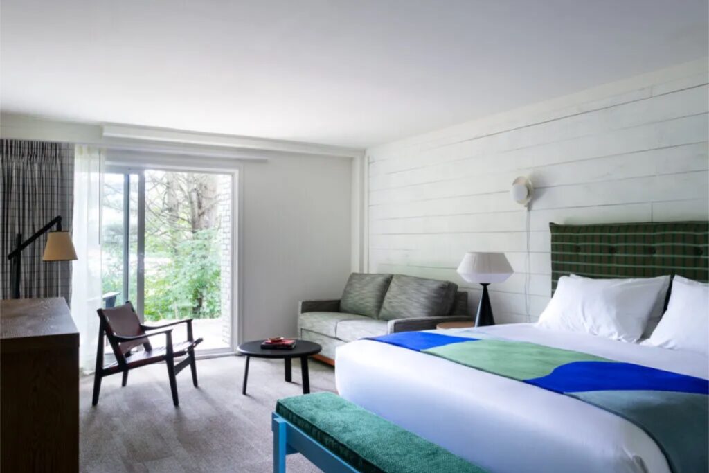 Outbound Stowe - Room - Outbound King Suite