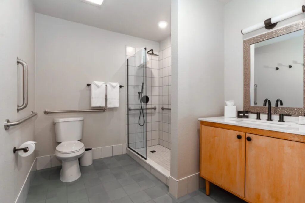 The Virginian Lodge - Room - The Virg Accessible Queen