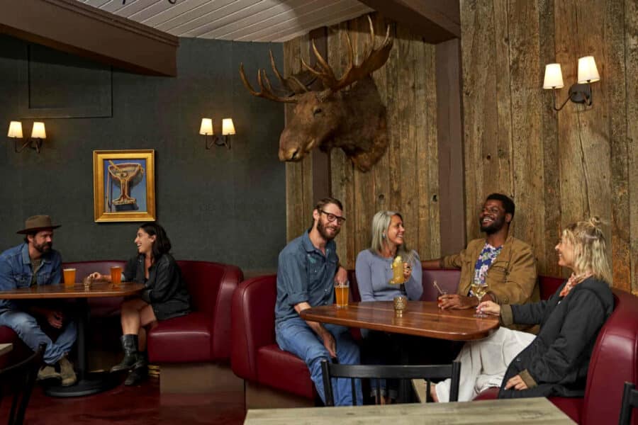The Virginian Lodge - Virginian Saloon - Booths